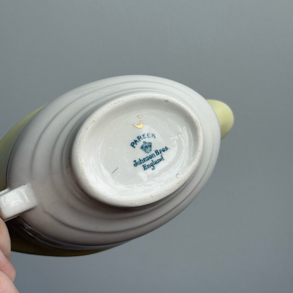 Vintage Gravy Boat Yellow Gold Porcelain England Made Johnson Bros MCM - Picture 5 of 15